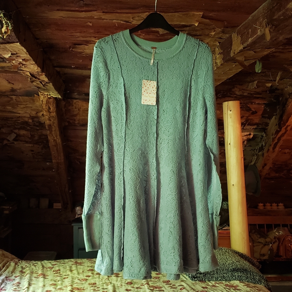 SOLD Coffee in the morning lace tunic pullover NWT! - Picture 4 of 5